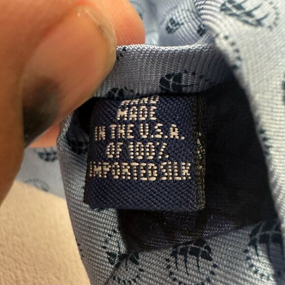 Vineyard Vines Custom Collection Blue Silk Tie With Sun Life Financial Logo - Picture 3 of 6